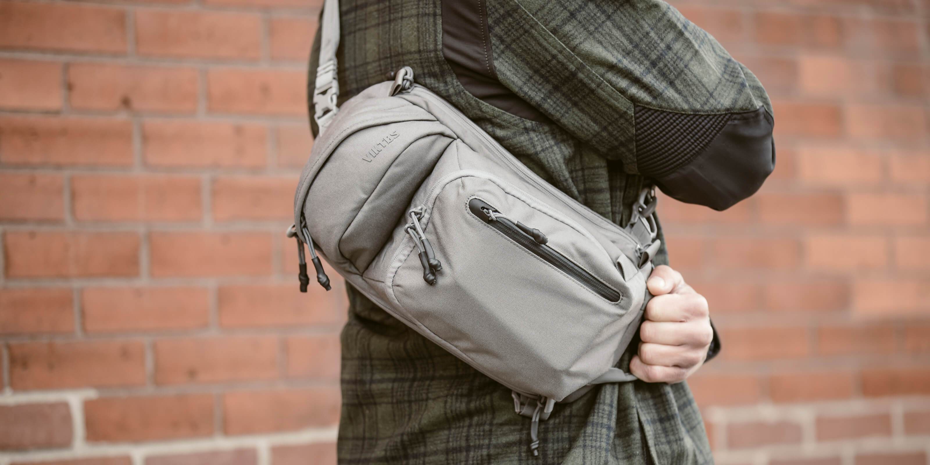 UPSCALE 2 SLINGBAG -Midwatch
