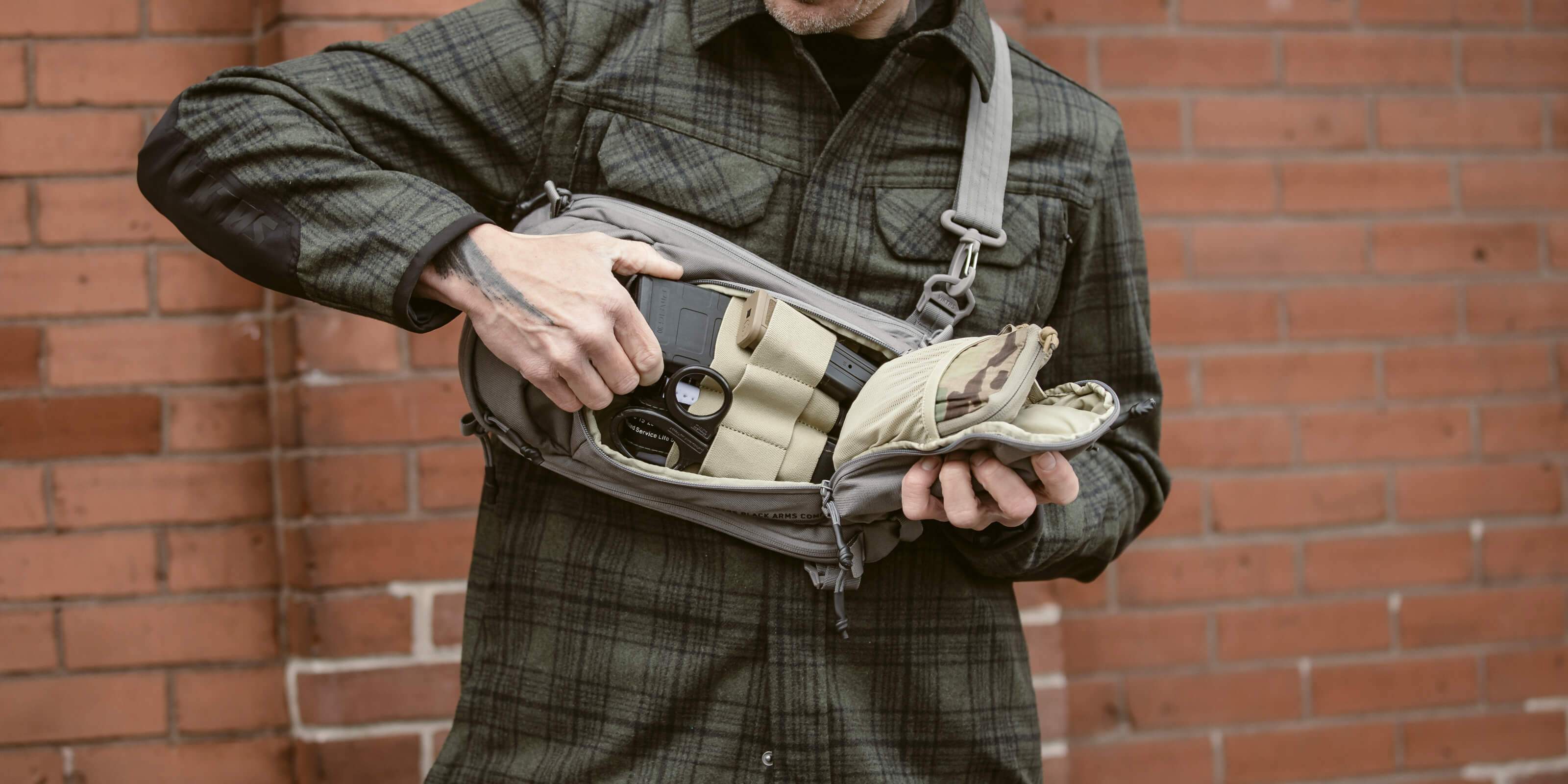 UPSCALE 2 SLINGBAG - GREYMAN