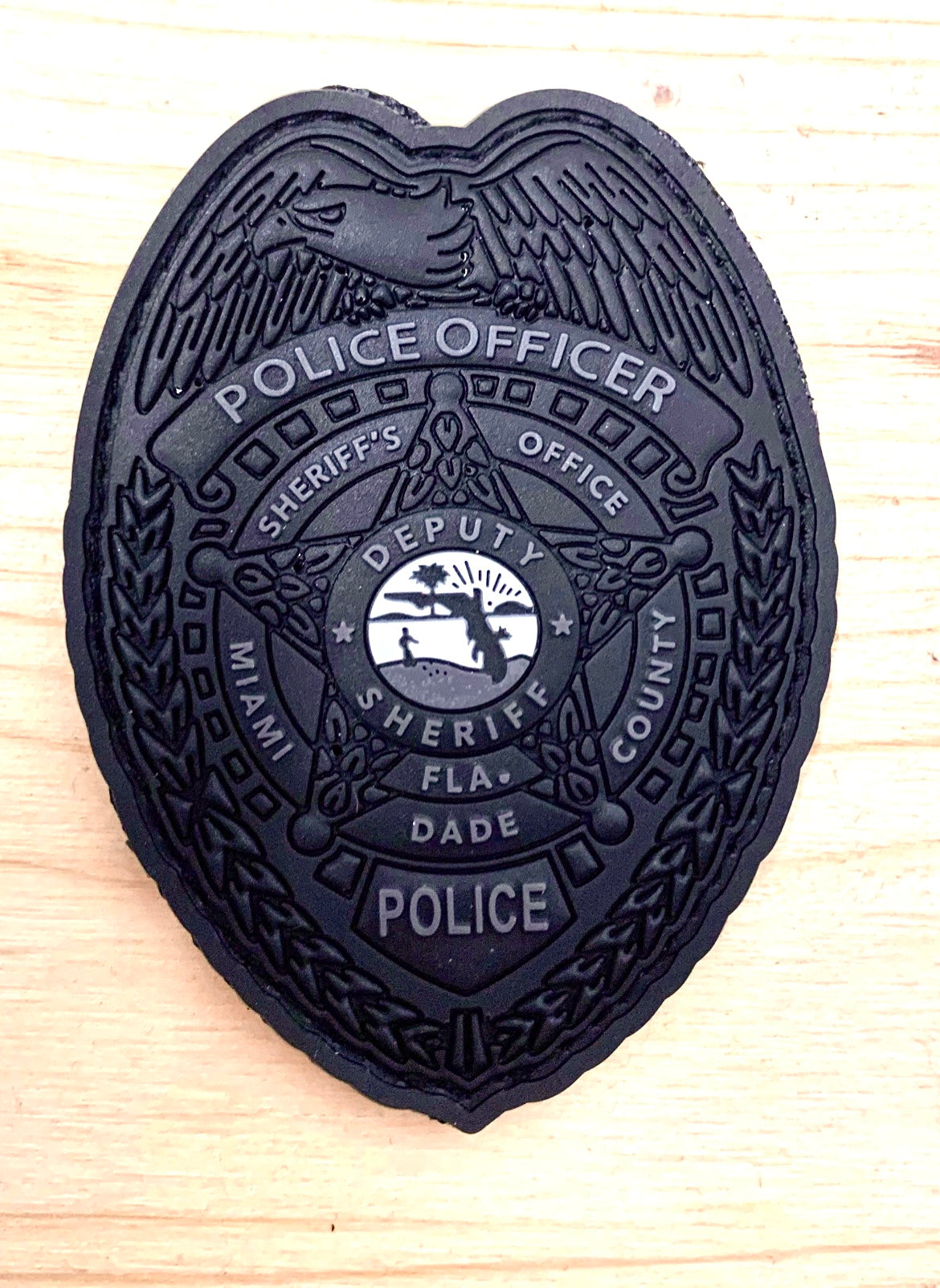 Placa Policía Miami Dade Estados Unidos - Insignia Online