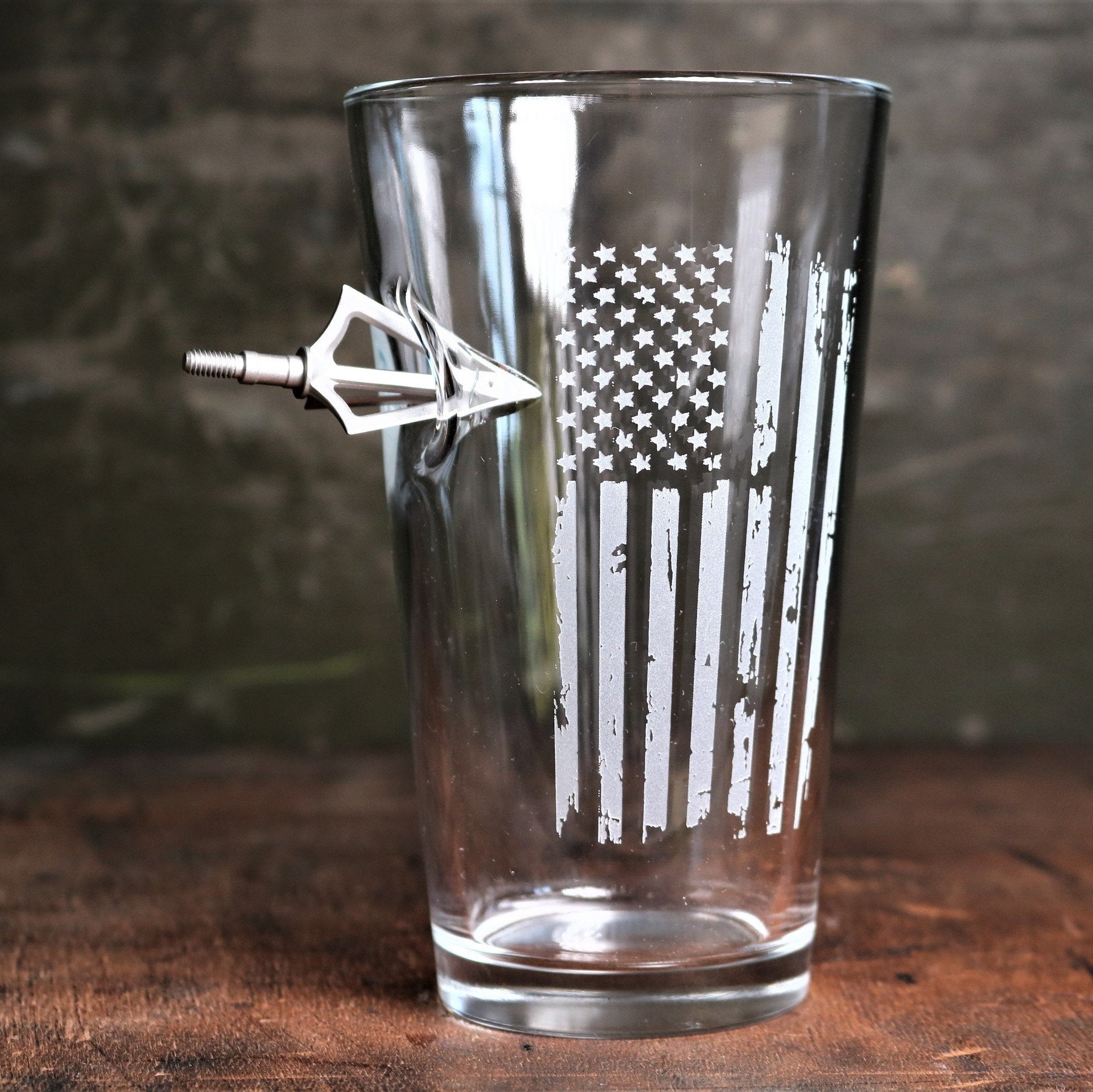 BenShot Patriotic Broadhead Pint Glass